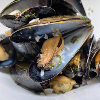Thyme - Prince Edward Island Mussels - New American Near Me - Roslyn, New York Thyme - Prince Edward Island Mussels - New American Near Me - Roslyn, New York