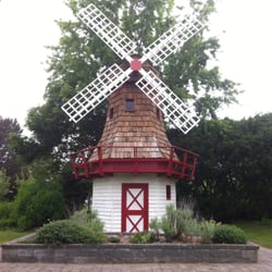 Holland Gardens Park