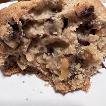 Levain Bakery - Gluten-free chocolate chip - Bakeries Near Me - Los Angeles, California Levain Bakery - Gluten-free chocolate chip - Bakeries Near Me - Los Angeles, California