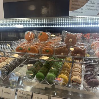 Sweet Oven Bakery - Macarons - Macarons Near Me - Sacramento, California Sweet Oven Bakery - Macarons - Macarons Near Me - Sacramento, California