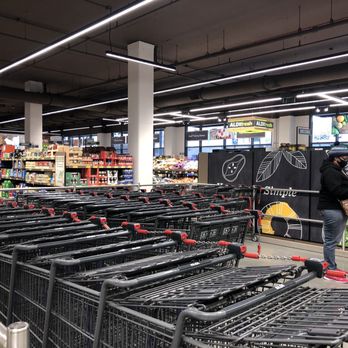 ALDI - Interior - Grocery Near Me - Chicago, Illinois