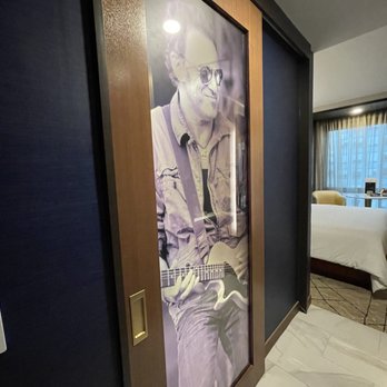 Hard Rock - Bathroom door with Bruce Springsteen - Hotels Near Me - New York, New York Hard Rock - Bathroom door with Bruce Springsteen - Hotels Near Me - New York, New York