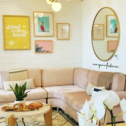 Kindbody - The Waiting area is so chic!