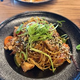 Yakisoba Bowl with Chicken Yakisoba Bowl with Chicken