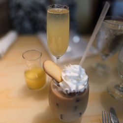 Brunch 101 - Pumpkin spice white Russian & mimosa