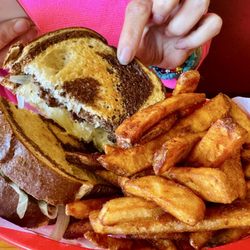 Burger Barn - Patty Melt w/ Beer Battered Fries (fries were a bit overcooked)