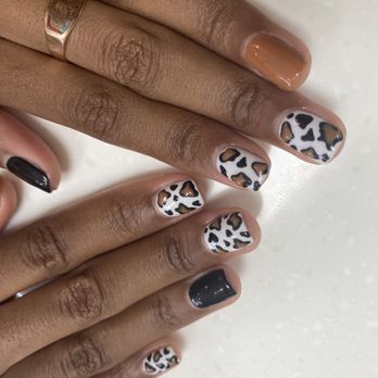 D"Nails Spa - Design by Helen - Nail Salons Near Me - Torrance, California