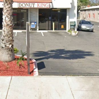 Donut King - Donut Shop - Donuts Near Me - Fontana, California