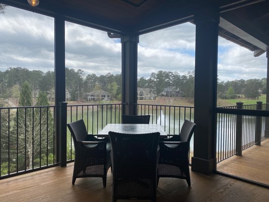 The National Tavern by null