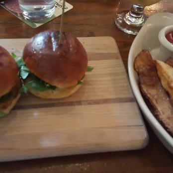 The Whisky Bar - Beef sliders with a side of fries - Scottish Near Me - Seattle, Washington