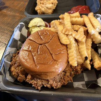 Freeman's - Chicken fried steak sandwich! - Burgers Near Me - El Reno, Oklahoma Freeman's - Chicken fried steak sandwich! - Burgers Near Me - El Reno, Oklahoma