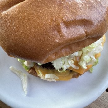 JOEY Sherway - Joeys cheeseburger - Canadian (New) Near Me - Etobicoke, Ontario