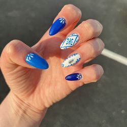 York Nails - Nails