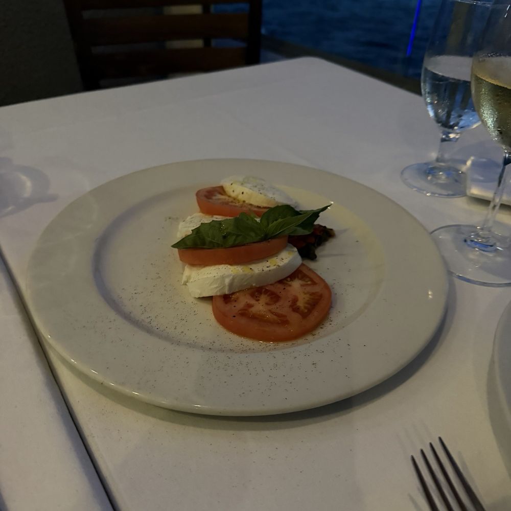 Il Gabbiano - Mozzarella - Italian Near Me - Miami, Florida