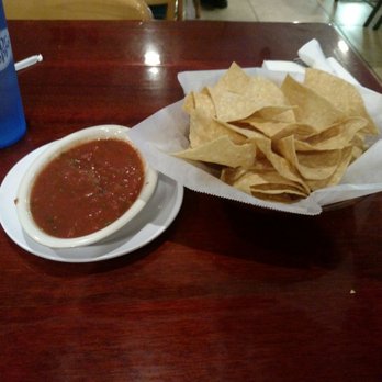 El Charrito Authentic Mexican Cuisine - Chips and salsa - Mexican Near Me - Glendale, Arizona