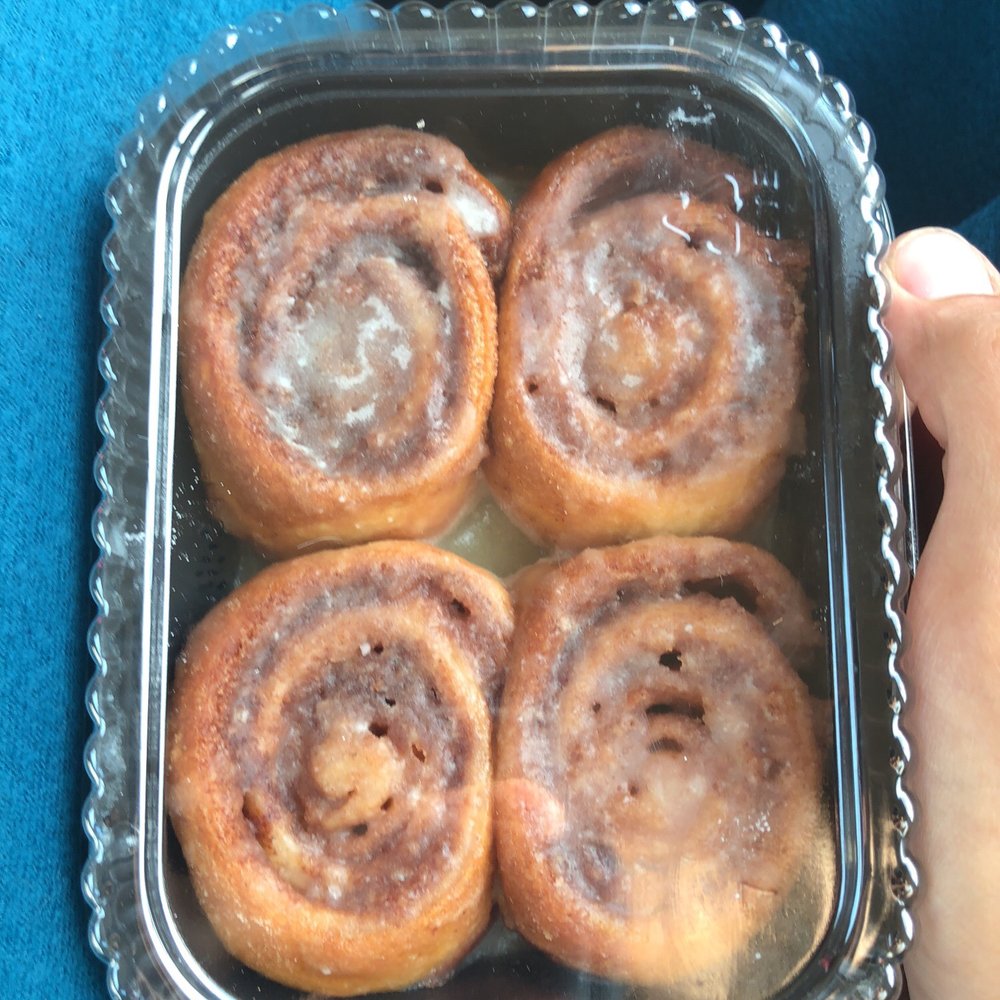 Kendall's Restaurant - Extra cinnamon rolls! - American Near Me - Noble, Oklahoma