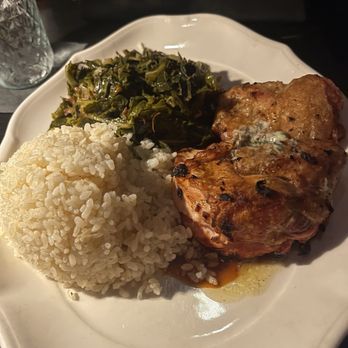Voodoo Bayou - Chicken, rice and collards - Cocktail Bars Near Me - Orlando, Florida Voodoo Bayou - Chicken, rice and collards - Cocktail Bars Near Me - Orlando, Florida