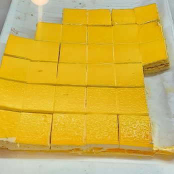 East Buffet - Mango cake - Buffets Near Me - Hawaiian Gardens, California