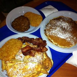 Piazza Pizza - French toast and pancake breakfast.