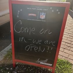 Larry's Lounge