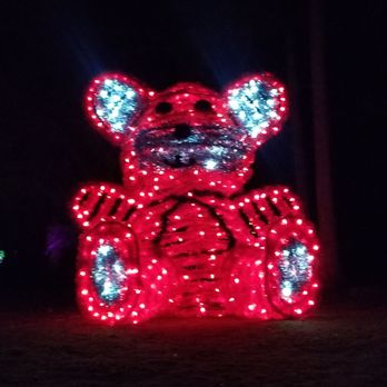 Fantasy Lights Spanaway Lake - Parks Near Me - Tacoma, Washington