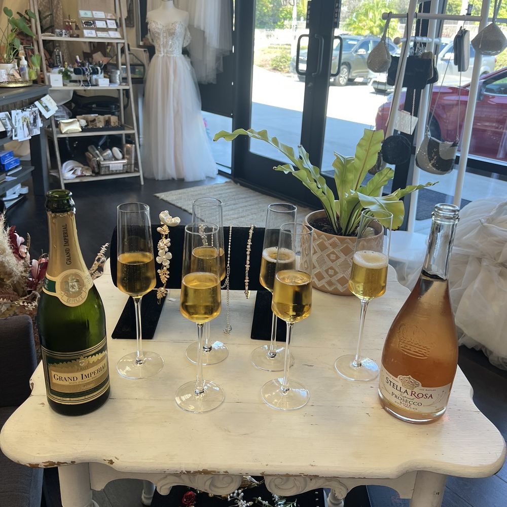We were able to bring Champagne and glasses to toast the special moment We were able to bring Champagne and glasses to toast the special moment