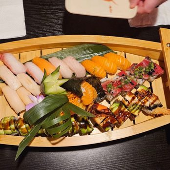 Kanpai Sushi - Specialty rolls & nigiri - Sushi Bars Near Me - Fort Wayne, Indiana