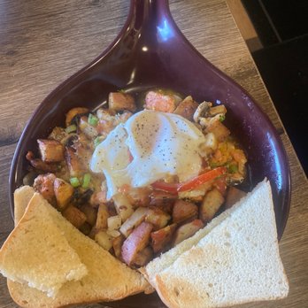 Fishtails Cafe - Salmon Hash was amazing!! - Seafood Near Me - South Beach, Oregon