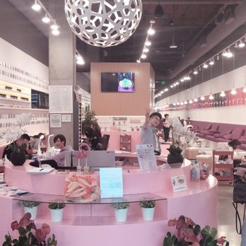 Varnish Lab - Nail Salons Near Me - Playa Vista, California Varnish Lab - Nail Salons Near Me - Playa Vista, California