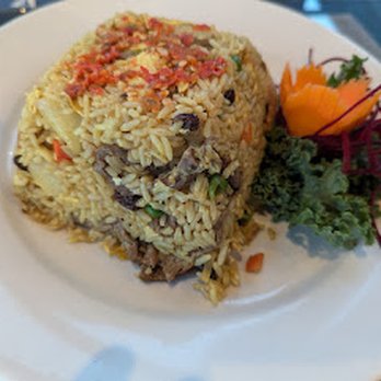 The Basil Leaf Sushi & Thai - Beef pineapple fried rice - Sushi Bars Near Me - High Point, North Carolina The Basil Leaf Sushi & Thai - Beef pineapple fried rice - Sushi Bars Near Me - High Point, North Carolina