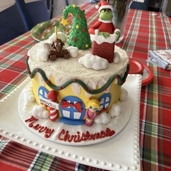Lesley's Creative Cakes - Welcome to Whoville !  Grinch cake - Bakeries Near Me - MESA, Arizona