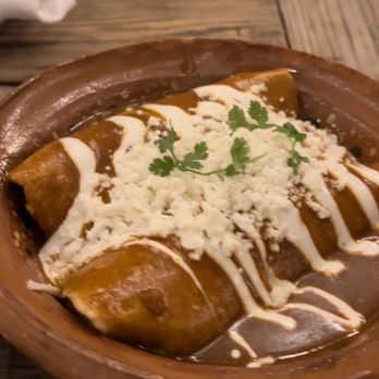 Zona Rosa - Enchiladas De Pollo - Mexican Near Me - San Jose, California Zona Rosa - Enchiladas De Pollo - Mexican Near Me - San Jose, California