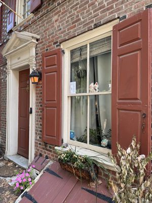 124-126 Elfreth's Alley by null