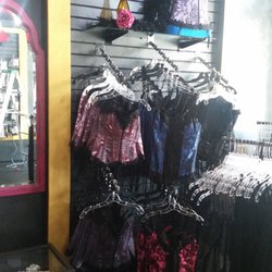 Sazzy's Lingerie - Corsets for that special night!