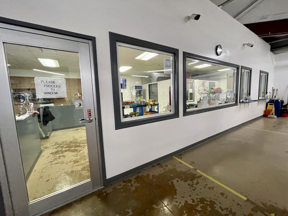 THE LAUNDRY BASKET Updated August 2024 11 Photos 655 Harmon Lp Rd