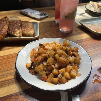The Brixton - Potat Homefries - Cocktail Bars Near Me - Babylon, New York