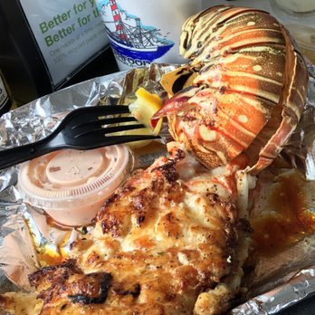 Safe Harbor Seafood - They will cook your purchase from their market for you - Seafood Near Me - Jacksonville, Florida Safe Harbor Seafood - They will cook your purchase from their market for you - Seafood Near Me - Jacksonville, Florida