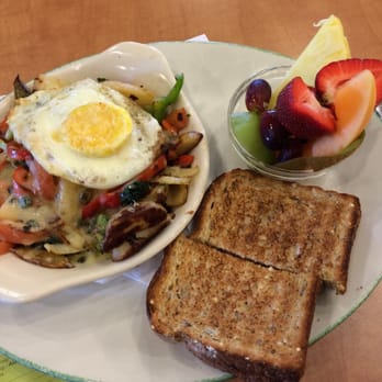 Cora - Breakfast & Brunch Near Me - Coquitlam, British Columbia