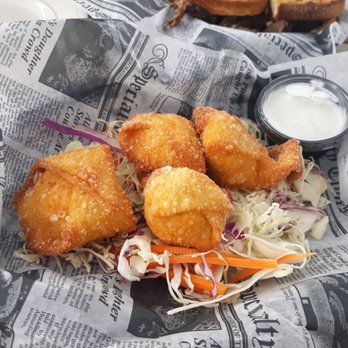 Fred and Ethel's Lantern Light - Buffalo wontons - American Near Me - Galloway, New Jersey