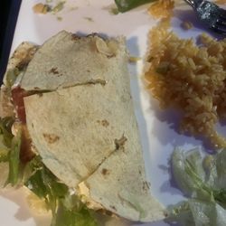 Del Rio Mexican Restaurant - Cold soft taco called a quesadilla