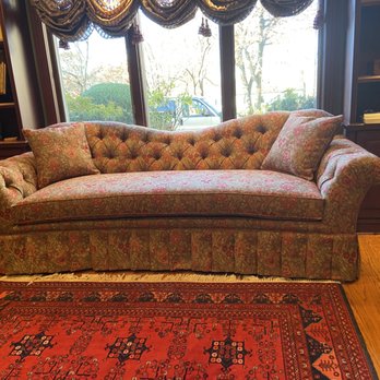 First Class Upholstery - TUFTED SOFA - Furniture Reupholstery Near Me - Fort Lee, New Jersey First Class Upholstery - TUFTED SOFA - Furniture Reupholstery Near Me - Fort Lee, New Jersey
