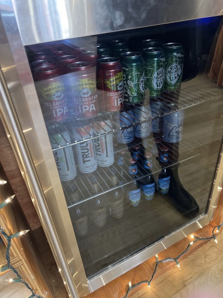 MUGSY 220 Newbury St, Boston, Massachusetts Accessories Phone