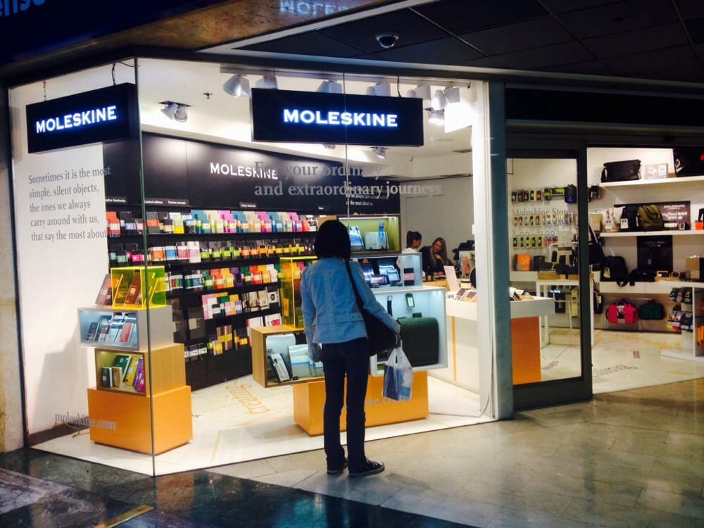 MOLESKINE SHOP Updated August 2024 Piazza Duca d'Aosta, Milano