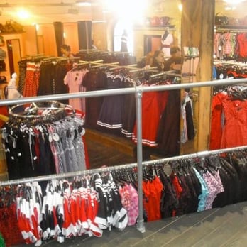 Collectif - Women's Clothing Near Me - London, XGL