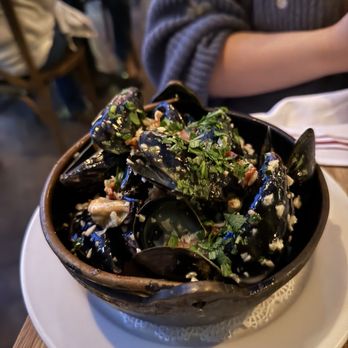 OSTE - Mussels - Italian Near Me - Los Angeles, California OSTE - Mussels - Italian Near Me - Los Angeles, California
