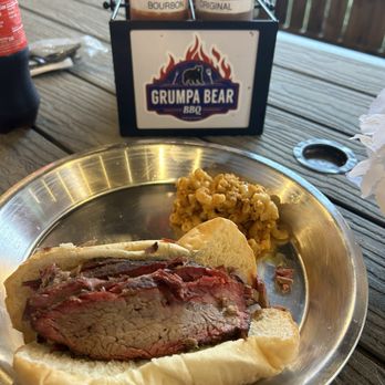 Grumpa Bear BBQ - Brisket sandwich and Mac n cheese - Barbeque Near Me - Lake City, Tennessee Grumpa Bear BBQ - Brisket sandwich and Mac n cheese - Barbeque Near Me - Lake City, Tennessee