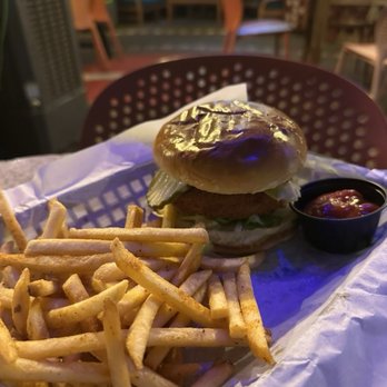 Tamiami Tap - Bars Near Me - Sarasota, Florida Tamiami Tap - Bars Near Me - Sarasota, Florida