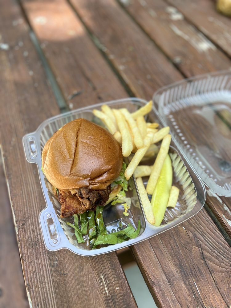 Food from Lola's Cafe
