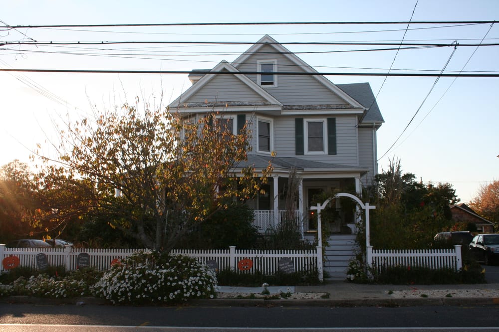 HOLLY HOUSE Updated June 2024 548 Main Ave, Bay Head, New Jersey