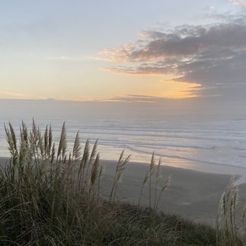 Nye Beach - Beaches Near Me - Newport, Oregon